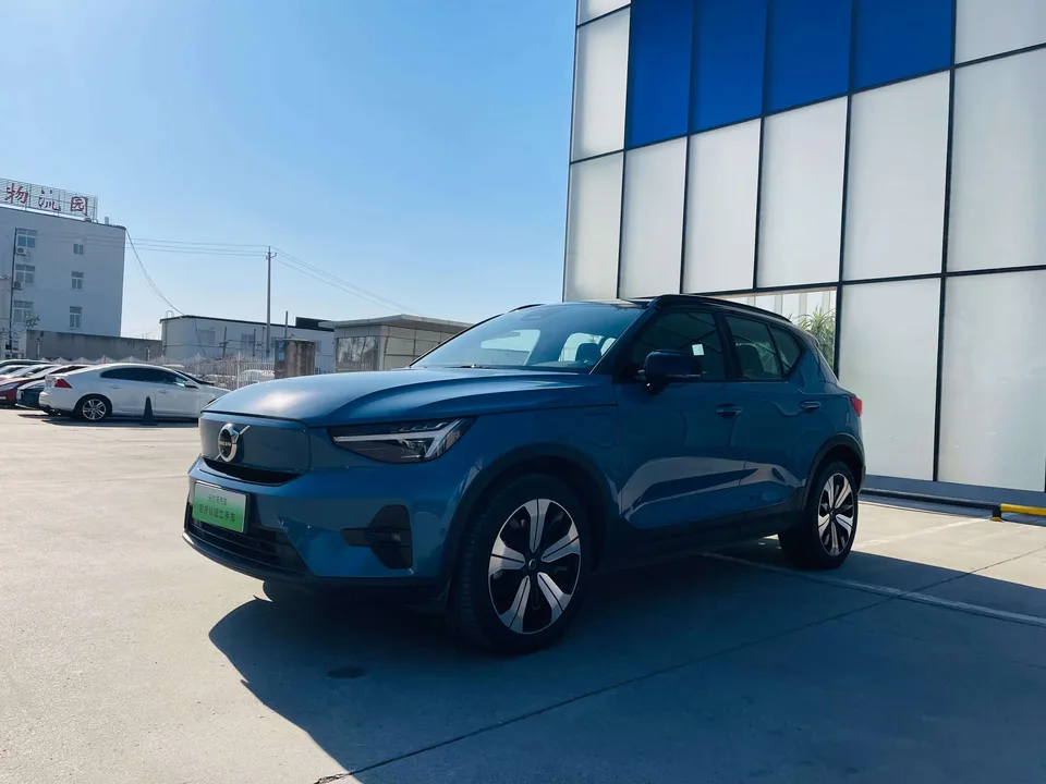Volvo XC40 EV 2023