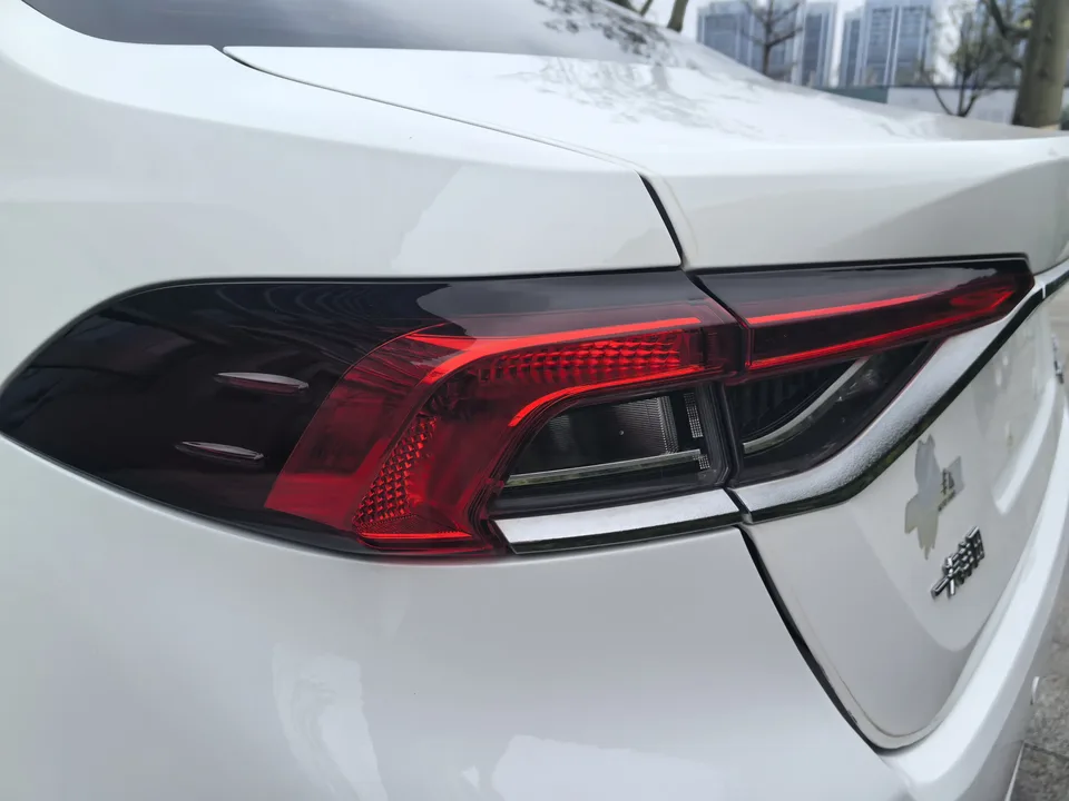 Toyota Corolla Corolla 2021 1.2T S-CVT Pioneer PLUS Edition 2022 — миниатюра 3