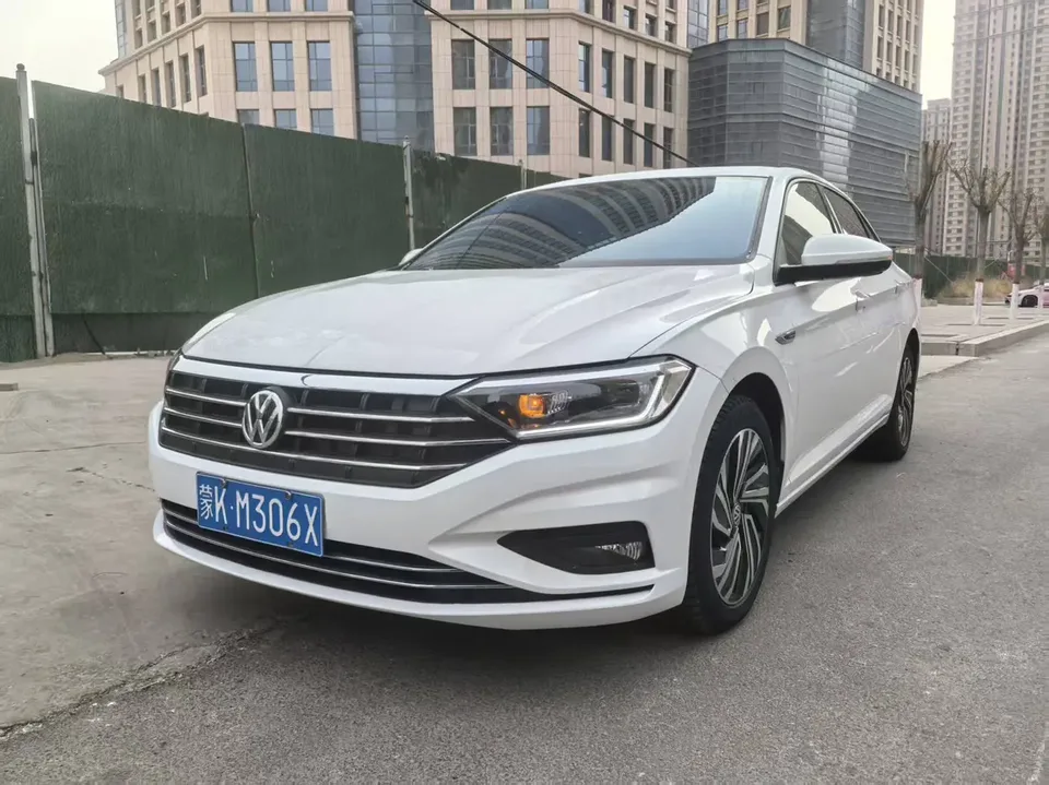 Volkswagen Sagitar 2022