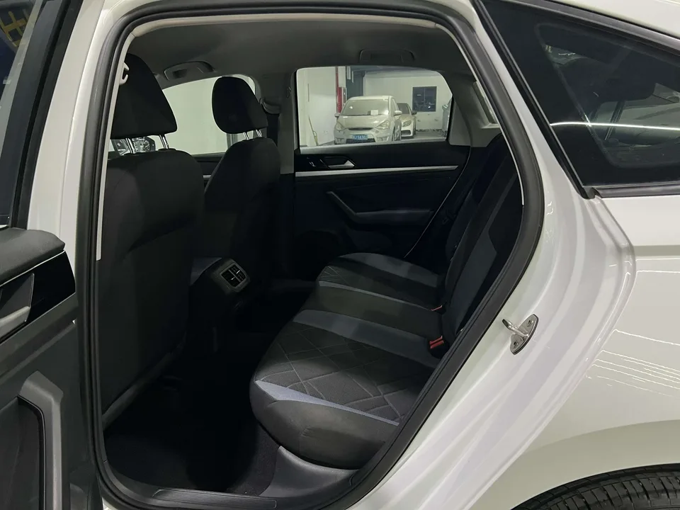 Volkswagen Lavida Lavida 2023 Lavida 2023 1.5L automatic Deyi version 2023 — thumbnail 4