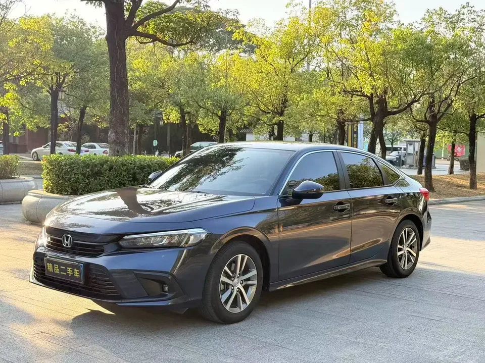 Honda CIVIC 2024