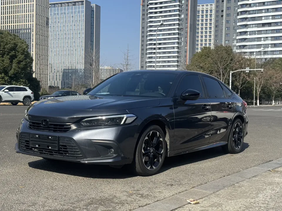 Honda CIVIC 2024