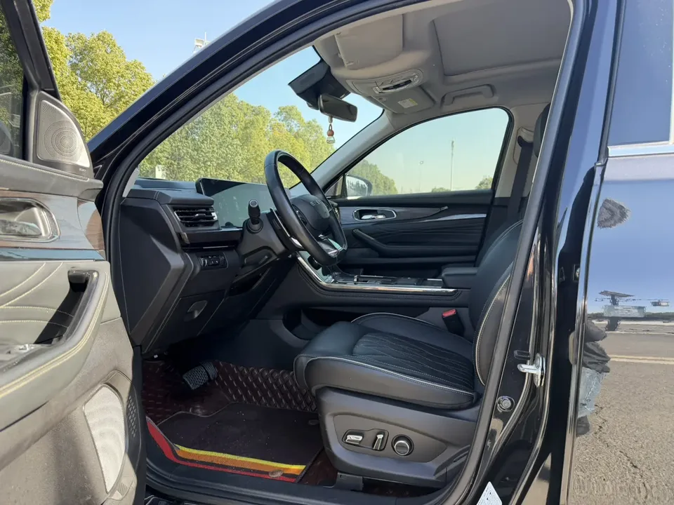 Exeed VX 400T four-wheel drive Xingzun Pro version 2022 — миниатюра 3