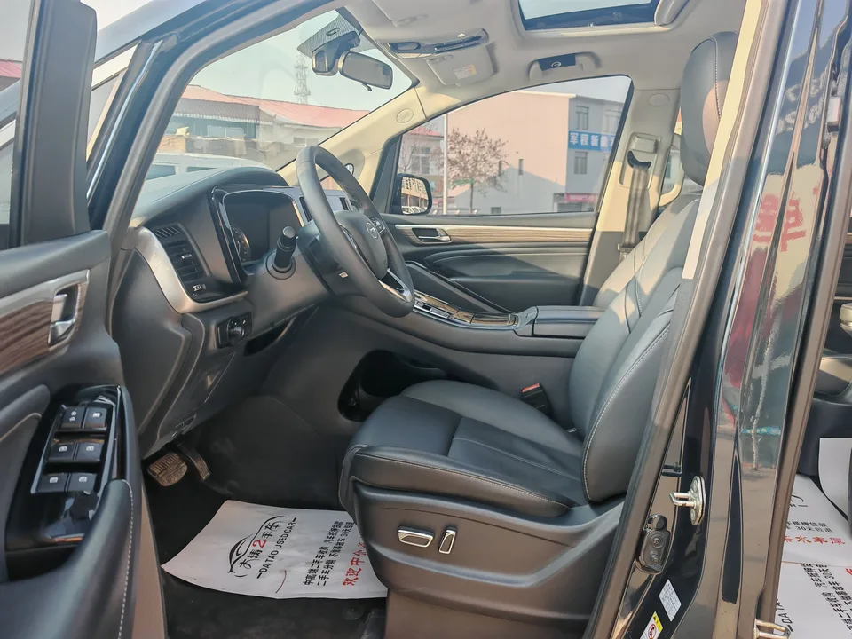 GAC Trumpchi M8 Trumpchi M8 2023 Trumpchi M8 2023 Lingxiu Series 390T Exclusive Edition 2023 — thumbnail 5