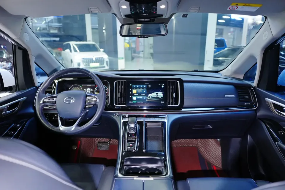 GAC Trumpchi M8 Trumpchi M8 2023 Lingxiu Series 390T Premium Edition 2022 — миниатюра 2