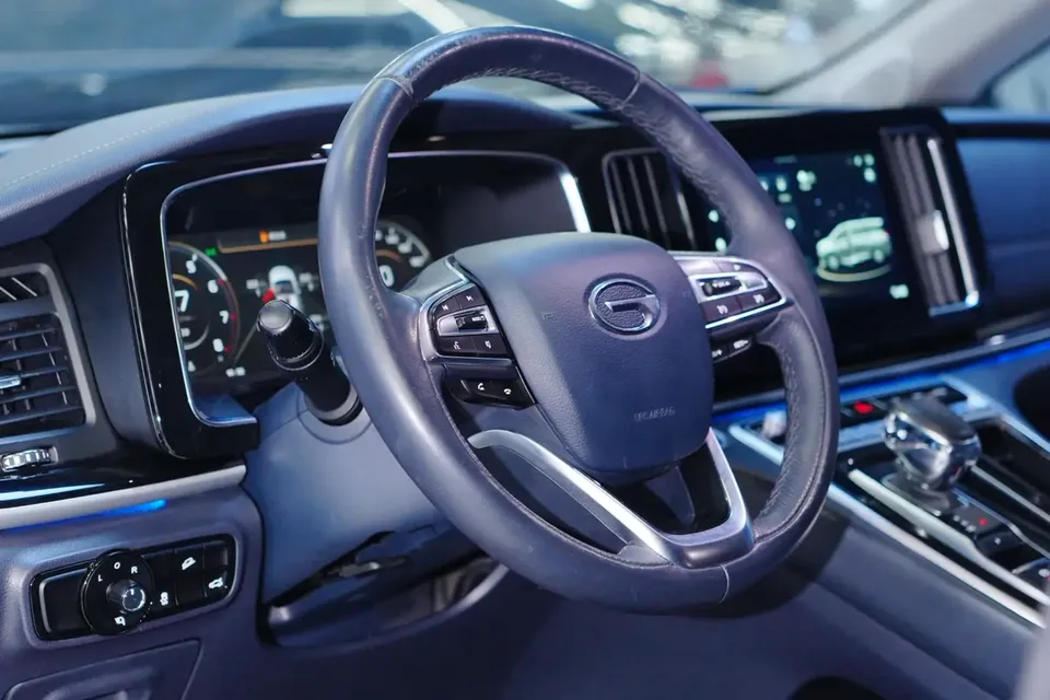 GAC Trumpchi M8 Trumpchi M8 2023 Lingxiu Series 390T Premium Edition 2022 — миниатюра 4