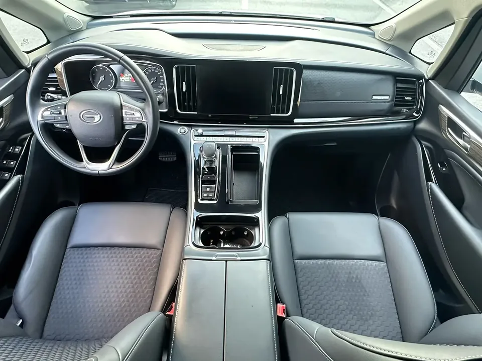 GAC Trumpchi M8 Trumpchi M8 2023 Lingxiu Series 390T Deluxe Edition 2024 — миниатюра 5