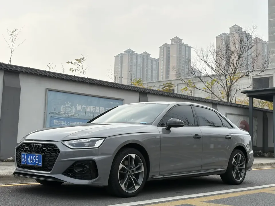 Audi a4 l 2023