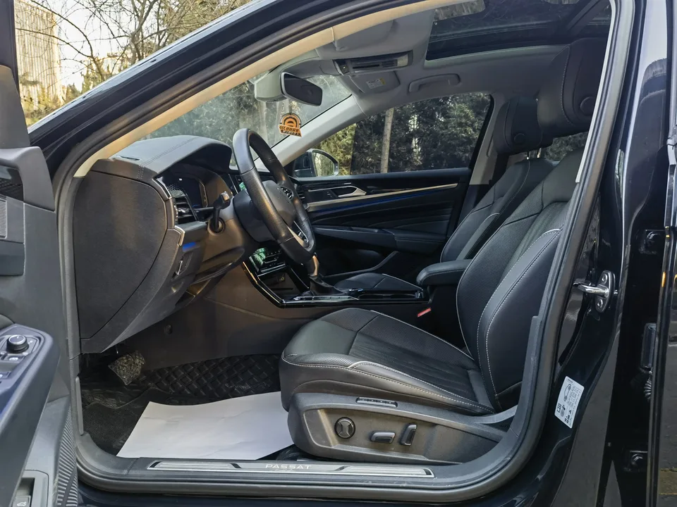 Volkswagen Passat Passat 2022 330TSI Starry Sky Premium Edition 2022 — миниатюра 3