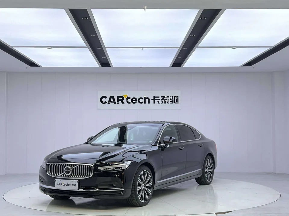 Volvo S90 S90 2025 Volvo S90 2025 B5 Smart Luxury Edition 2024 — photo 1, buy with delivery to Moscow