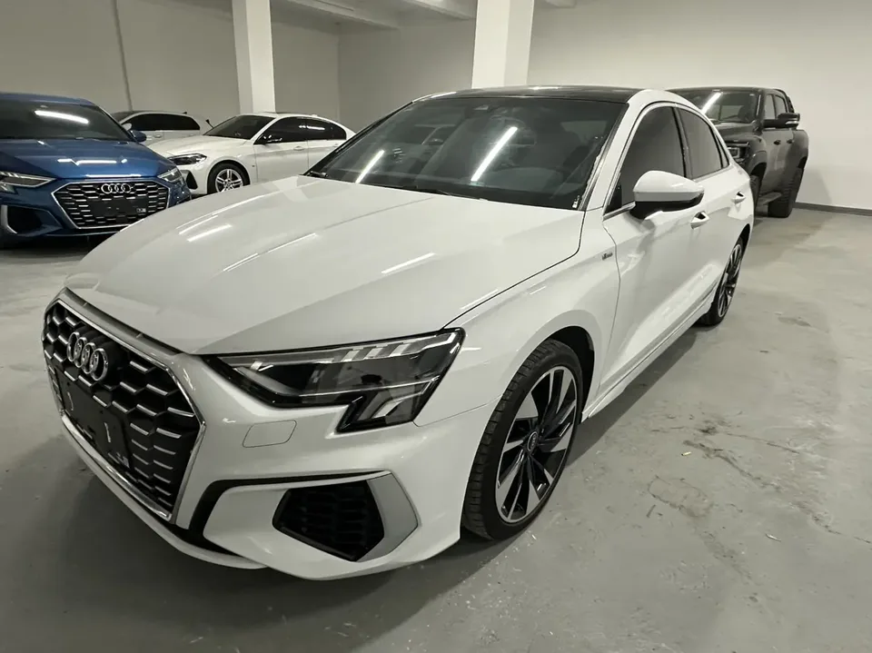 Audi A3 Audi A3 2022 A3L Limousine 35 TFSI Stylish Sports 2022 — photo 1, buy with delivery to Moscow