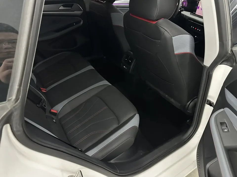 Volkswagen Lamando Lingdu Lingdu L 280TSI DSG Cool Edition 2023 — миниатюра 5