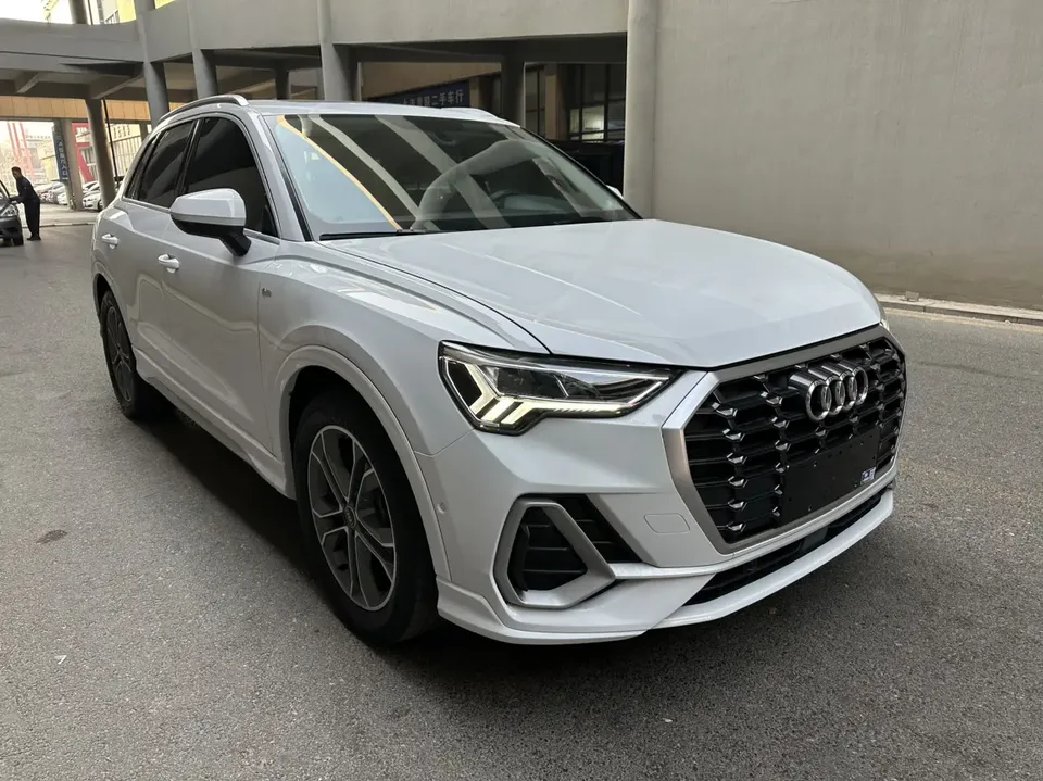 Audi Q3 Audi Q3 2022 35 TFSI Stylish Dynamic 2022 — thumbnail 3