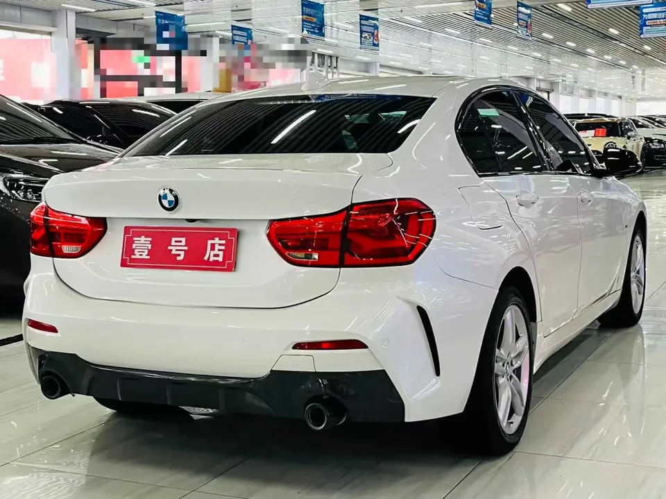 BMW 1 Series facelift 120i M Sport Night Edition 2022 — миниатюра 3