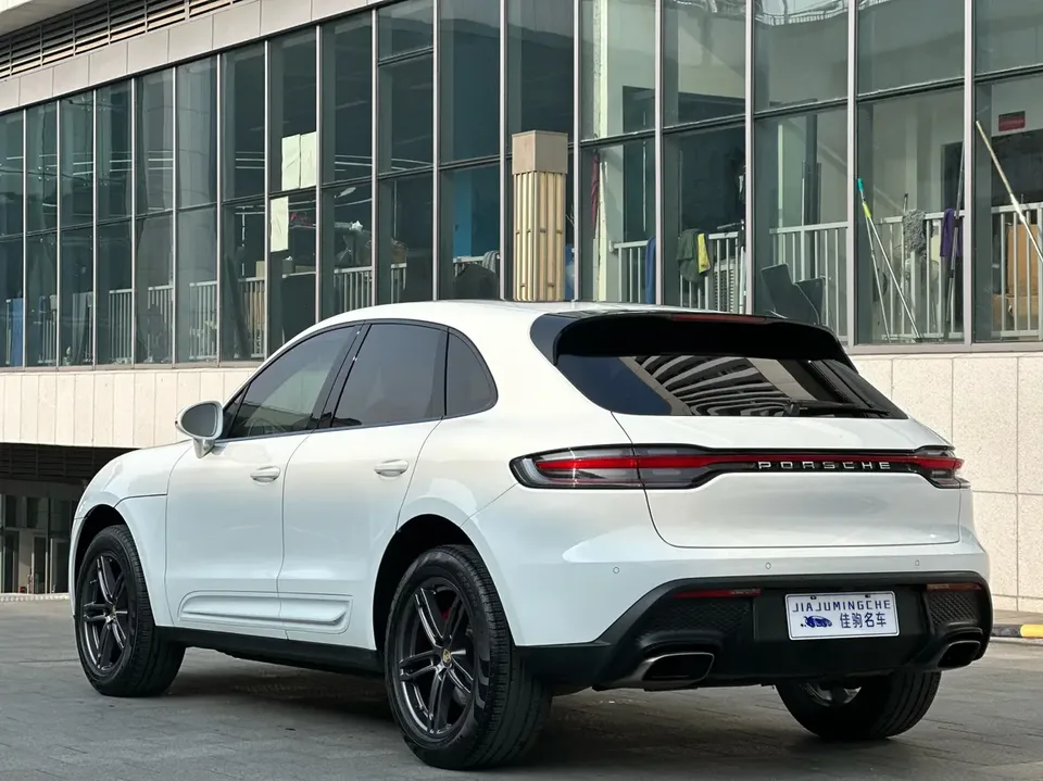 Porsche Macan Macan 2022 Macan 2.0T 2022 — thumbnail 2