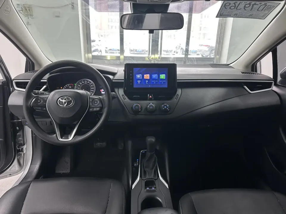 Toyota Corolla 1.5L CVT Pioneer Edition 2022 — миниатюра 4
