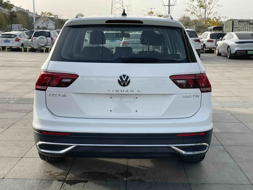 Volkswagen Tiguan L Tiguan L 2022 330TSI Automatic 2WD Comfort Edition 2022 — миниатюра 2