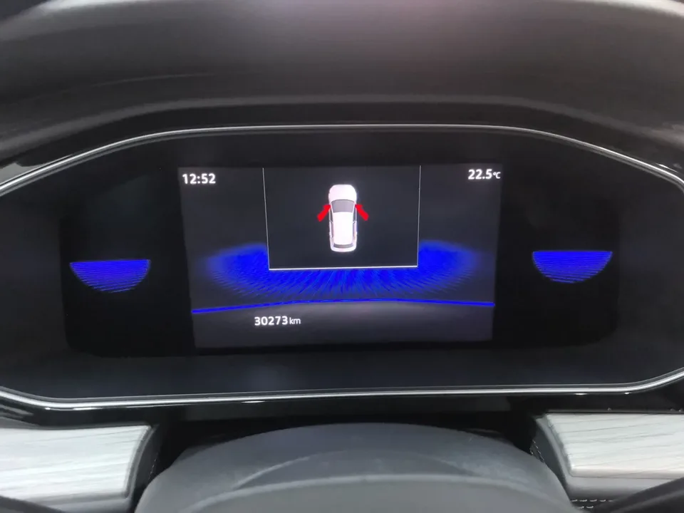 Volkswagen Sagitar 2023 Sagitar 200TSI DSG Flying Edition 2023 — миниатюра 3