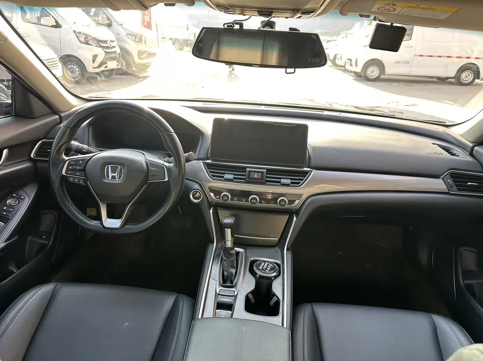 Honda Accord Accord 2022 Accord 2022 260TURBO Deluxe Edition 2023 — thumbnail 3