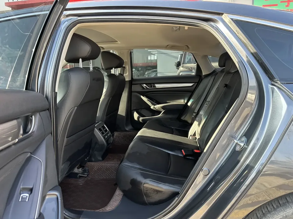 Honda Accord Accord 2022 Accord 2022 260TURBO Deluxe Edition 2023 — thumbnail 4