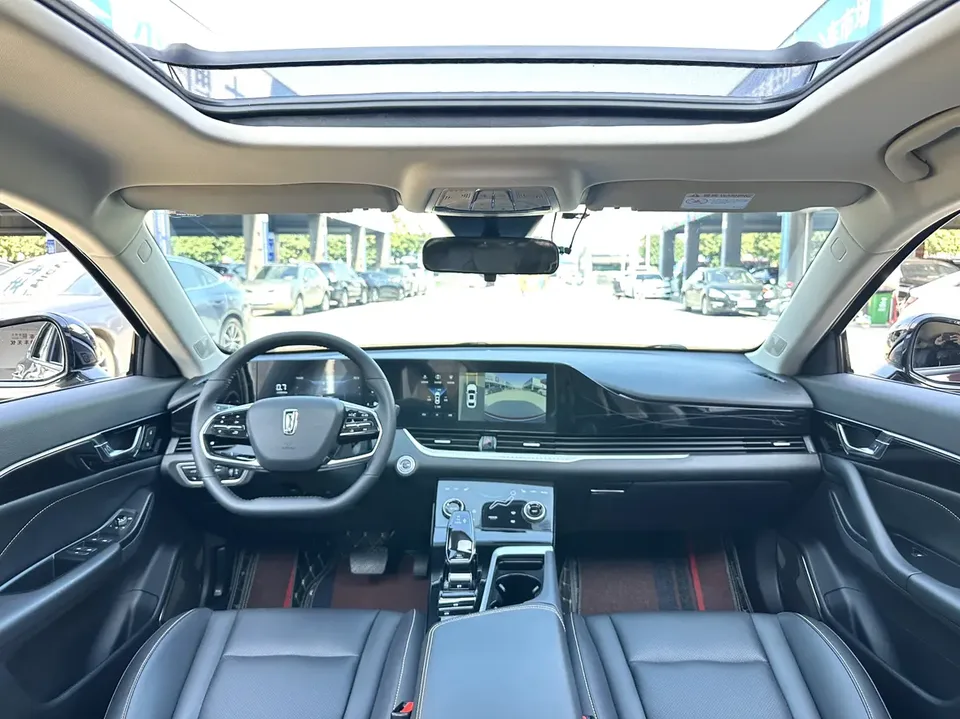 FAW Bestune B70 Besturn B70 2023 Bestune B70 2023 third generation 1.5T automatic enjoyment model 2024 — thumbnail 5