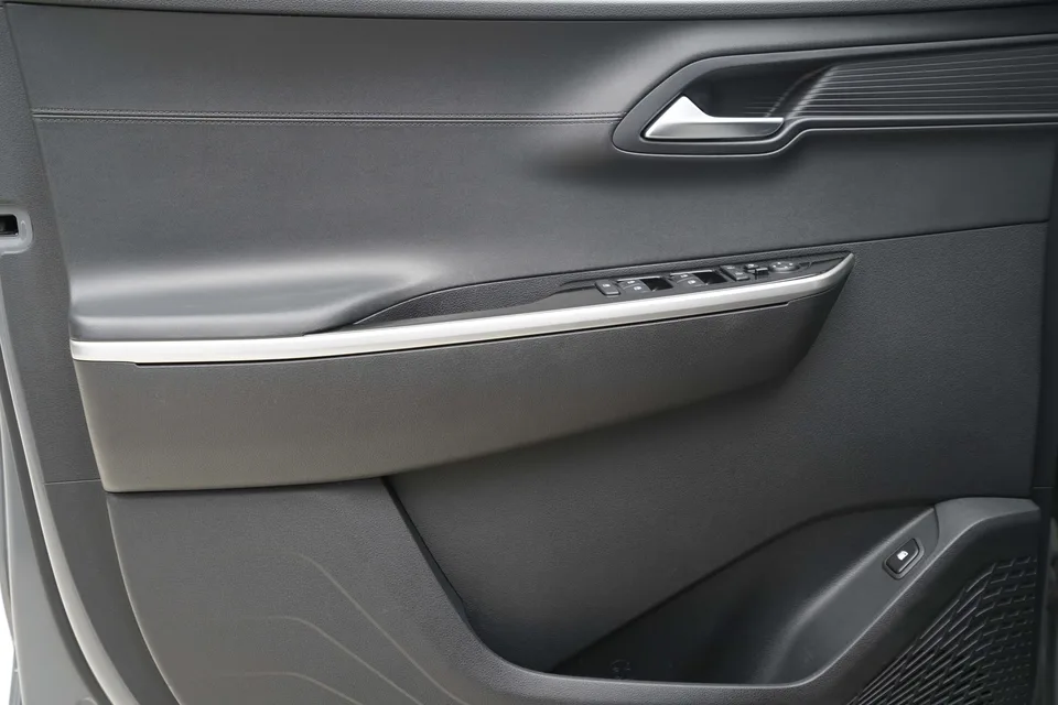 Hyundai Kustu Kustu 2021 270TGDi Premium Edition LUX 2022 — thumbnail 2