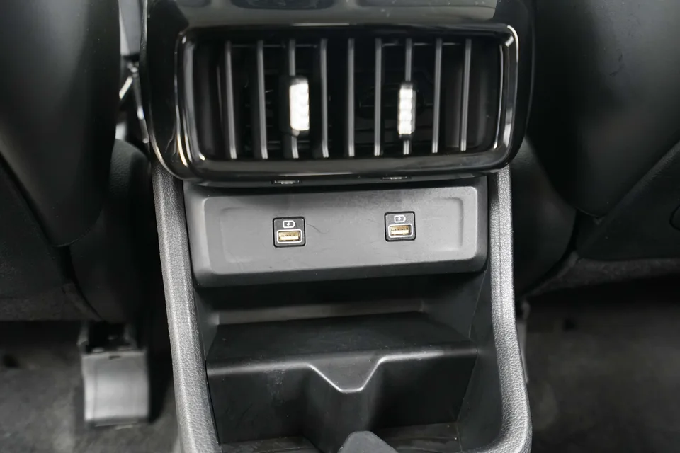 Hyundai Kustu Kustu 2021 270TGDi Premium Edition LUX 2022 — thumbnail 3