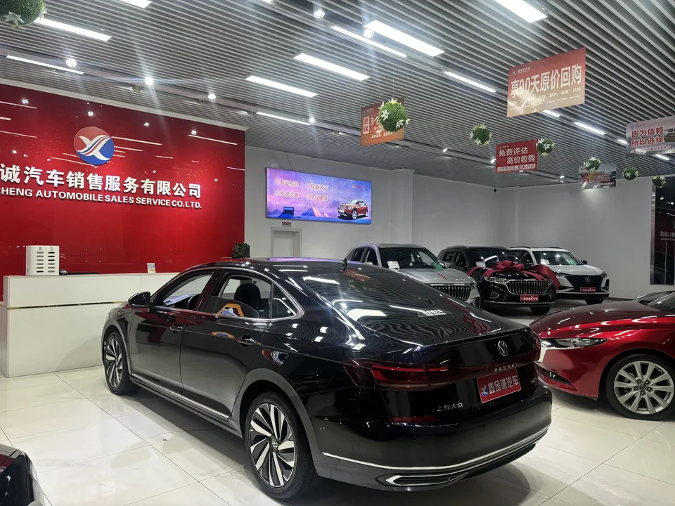 Volkswagen Passat Passat 2022 330TSI Elite Edition 2022 — миниатюра 2