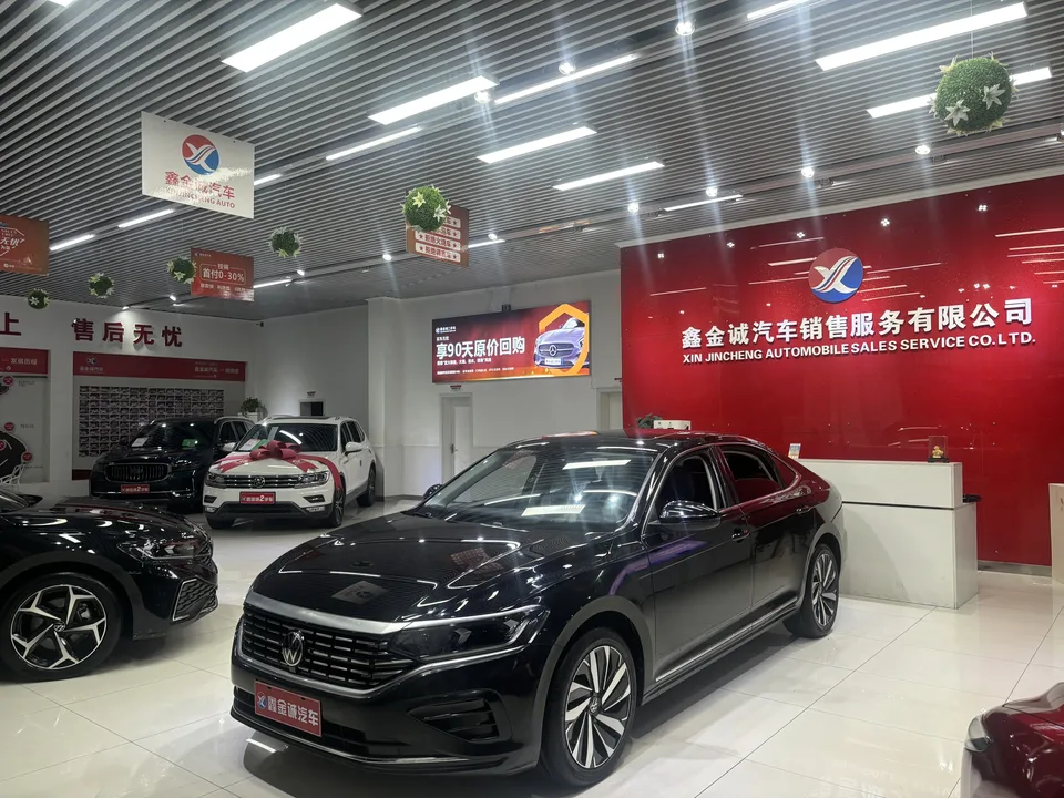 Volkswagen Passat 2022