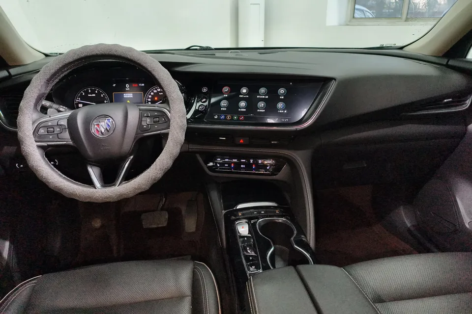 Buick Envision S facelift 552T two-wheel drive luxury model 2022 — миниатюра 4