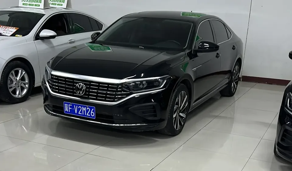 Volkswagen Passat 2023