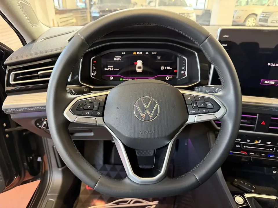 Volkswagen Sagitar 2023 Sagitar 300TSI DSG Beyond Edition 2022 — миниатюра 5