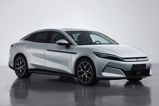 BYD Han L DM DM-i 200KM 2025 — фото 1, купить с доставкой в Москву