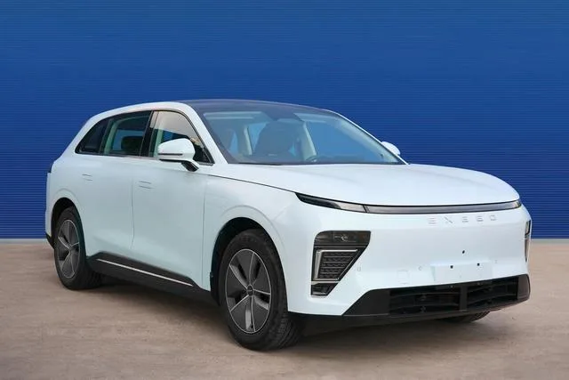 Exeed Yuan ET Pro 2025 — фото 1, купить с доставкой в Москву