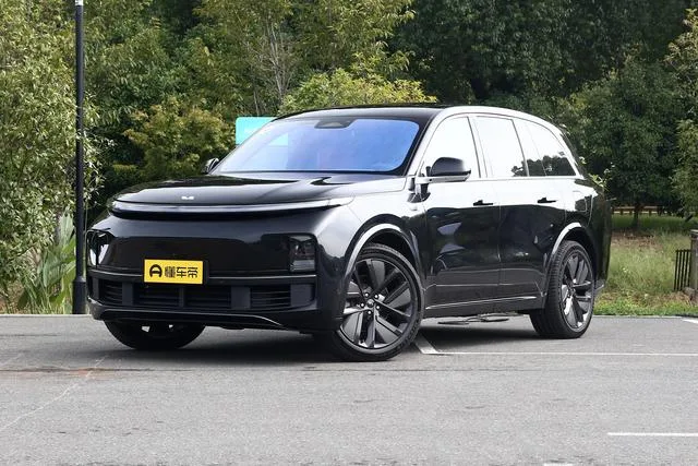 Li Auto Li L8 Max 2025 — фото 1, купить с доставкой в Москву