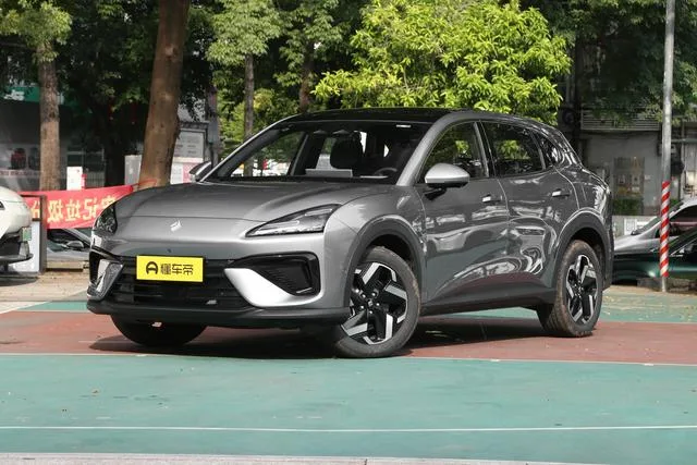 Baojun PHEV 140km 2026 — фото 1, купить с доставкой в Москву