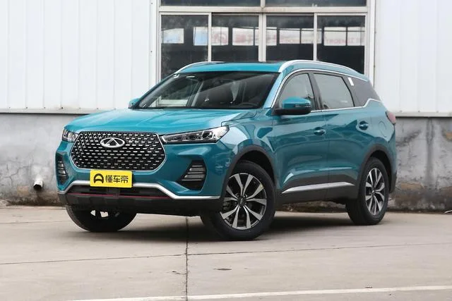 Chery Tiggo 7 1.5T DCT 2025 — фото 1, купить с доставкой в Москву