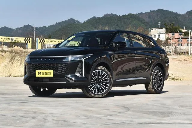Exeed Yaoguang 400T 2025 — фото 1, купить с доставкой в Москву