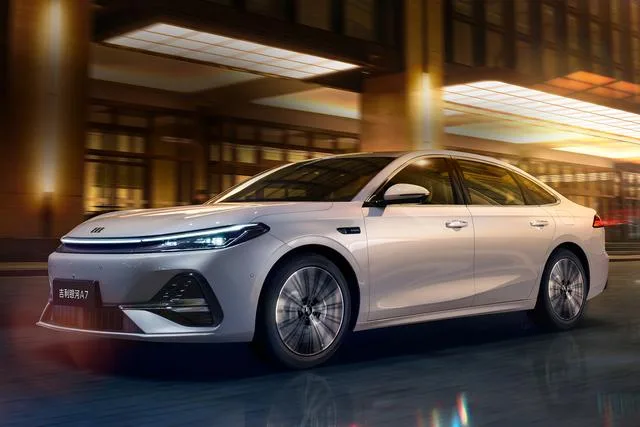 Geely Galaxy A7 EM 150km 2025 — фото 1, купить с доставкой в Москву