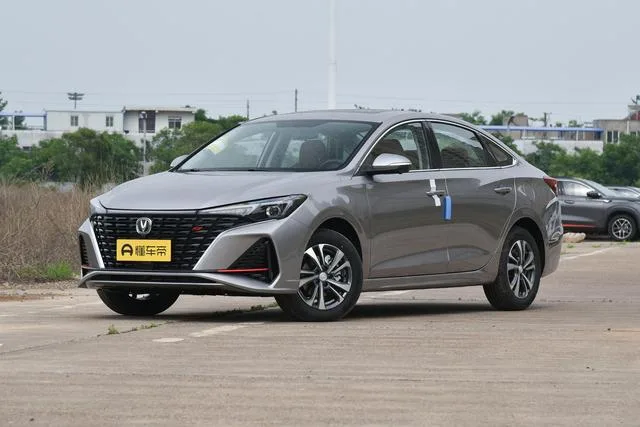 Changan Eado 1.5T DCT 500Bar 2026 — фото 1, купить с доставкой в Москву