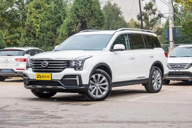 GAC Trumpchi GS8 2.0TGDI 2024 — фото 1, купить с доставкой в Москву