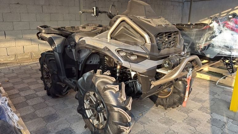 BRP Can-Am Outlander XMR 1000 EFI 2026