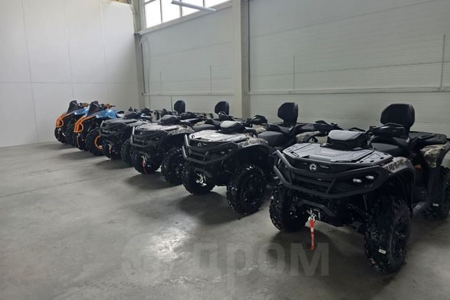 BRP Can-Am Defender X MR 2025