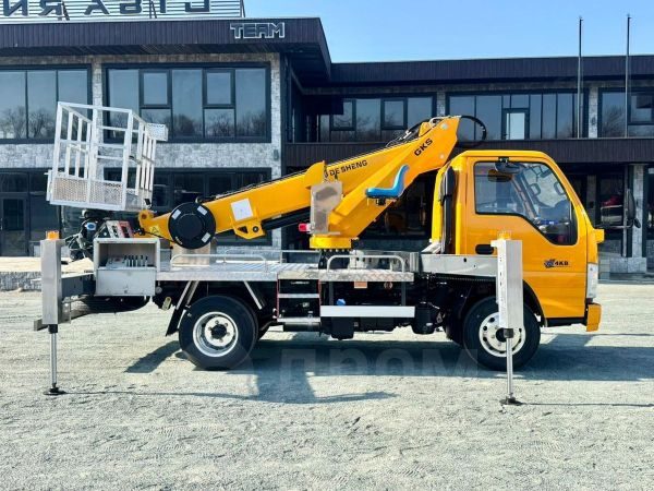 Isuzu Elf 2026