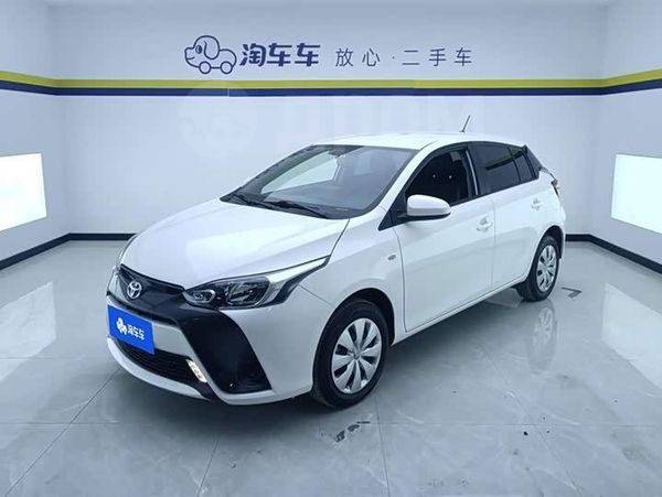 Toyota Yaris L 2022