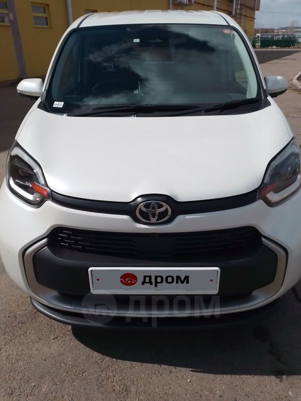 Toyota SIENTA 2022