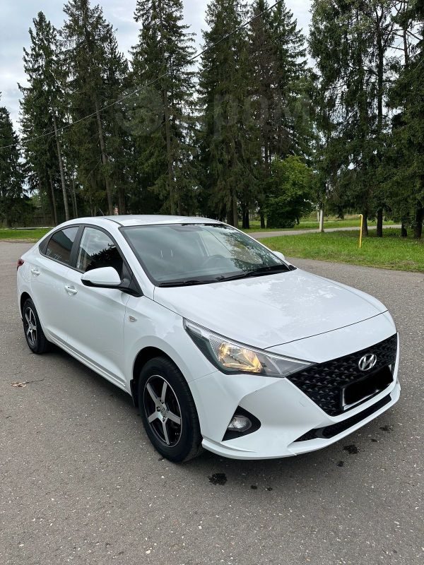 Hyundai Solaris 2022