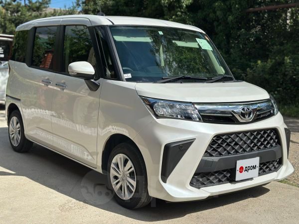 Toyota ROOMY 2023
