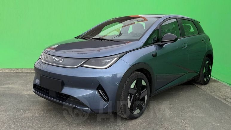 BYD Dolphin 2025
