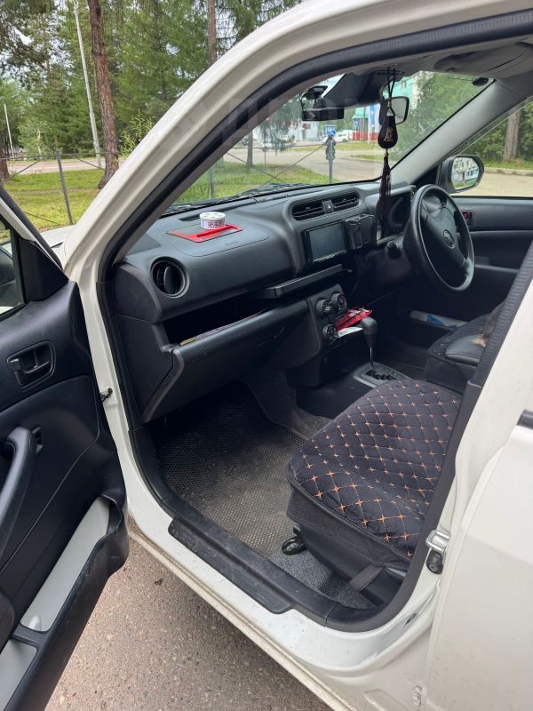 Toyota PROBOX 2022